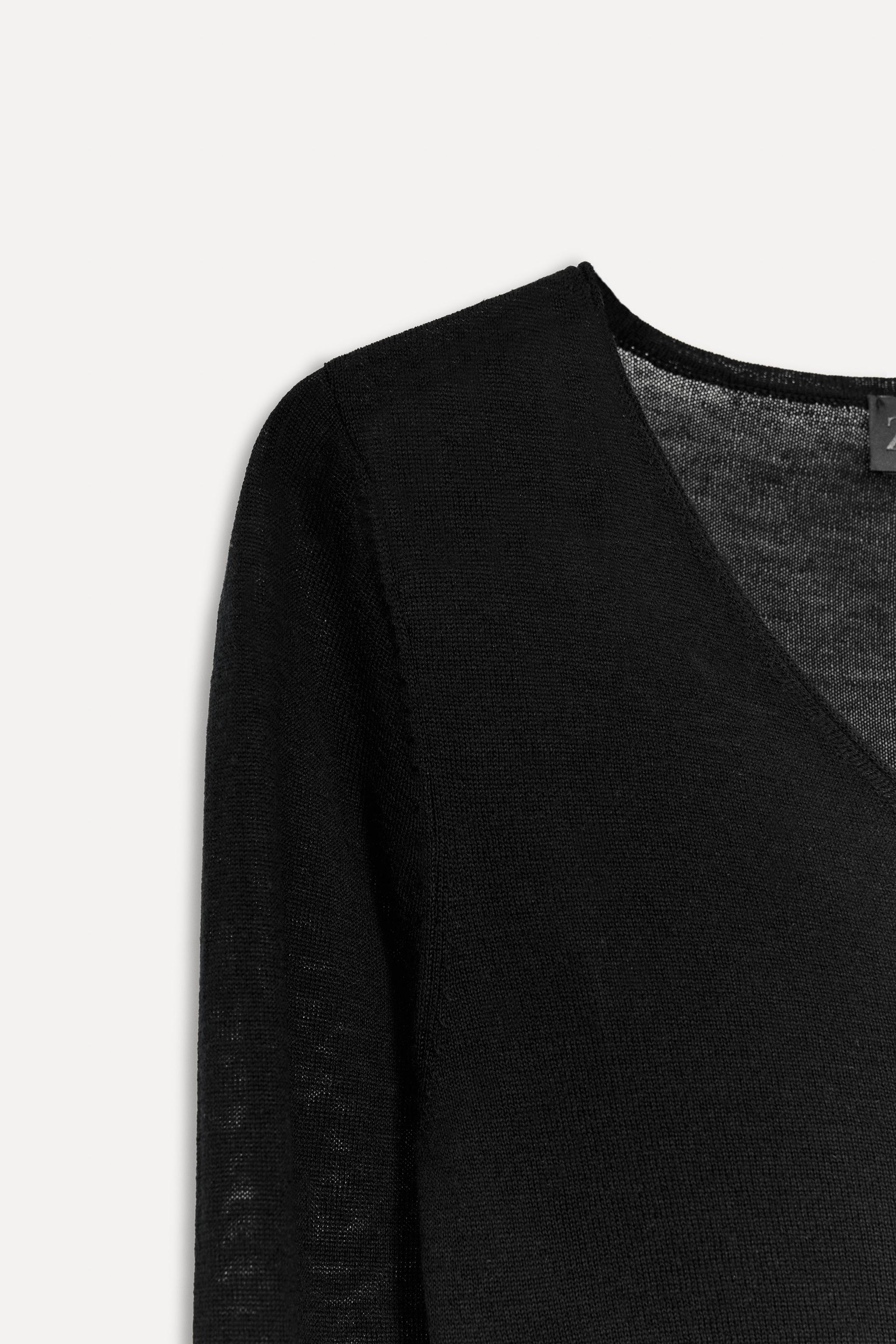 PULL CONTENANT DE LA LAINE ET SOIE 50E ANNIVERSAIRE